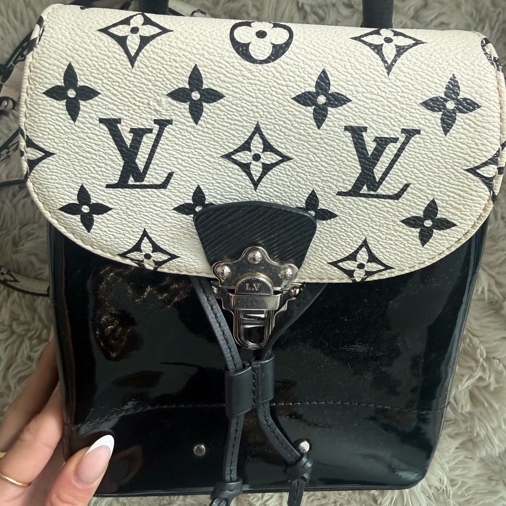 Louis Vuitton Black Patent & White Monogram Mini Backpack - Picture 4 of 12